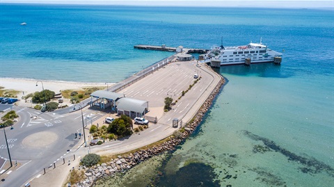 sorrento-ferry.jpg