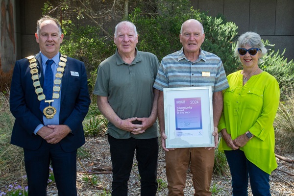 Communtiy Event of the Year - Dromana Australia Day with Mayor