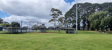 Diamond on Oval 2