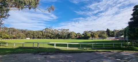 AR-F-Ditterich-Oval.jpg