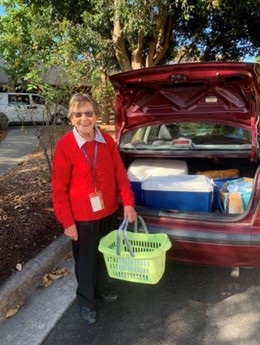 Hastings-Meals-on-Wheels-volunteer-Cathy.jpg